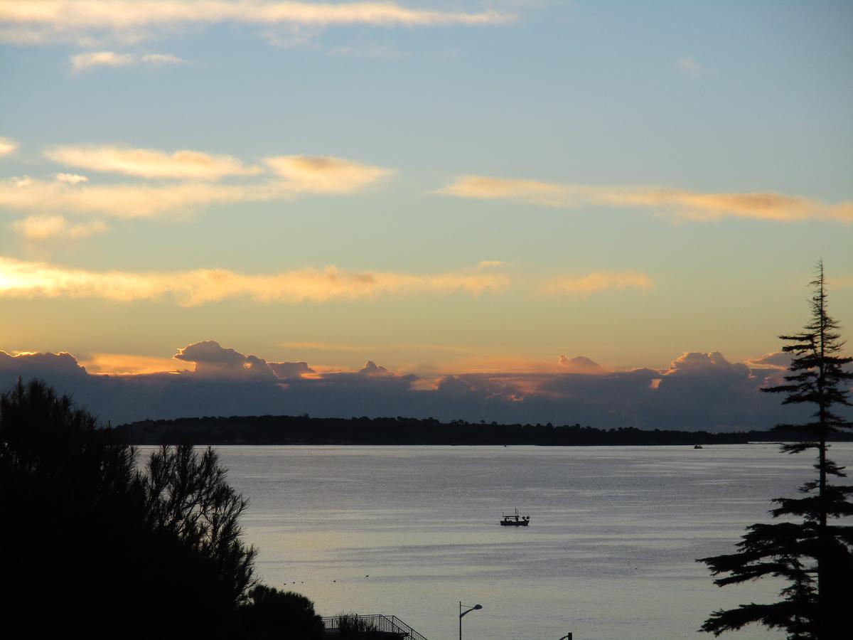 Beau 2 pièces 3 étoiles Vue Mer Garage Privé 150m plages wifi Cannes Esterno foto